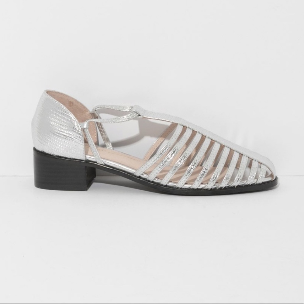 Intentionally Blank Mesmo Silver Flats in Silver